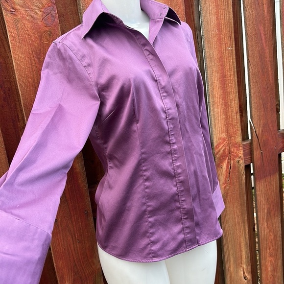 Banana Republic Elegant Purple Women's Button Down Shirt Size 6 Stretch - Picture 3 of 12